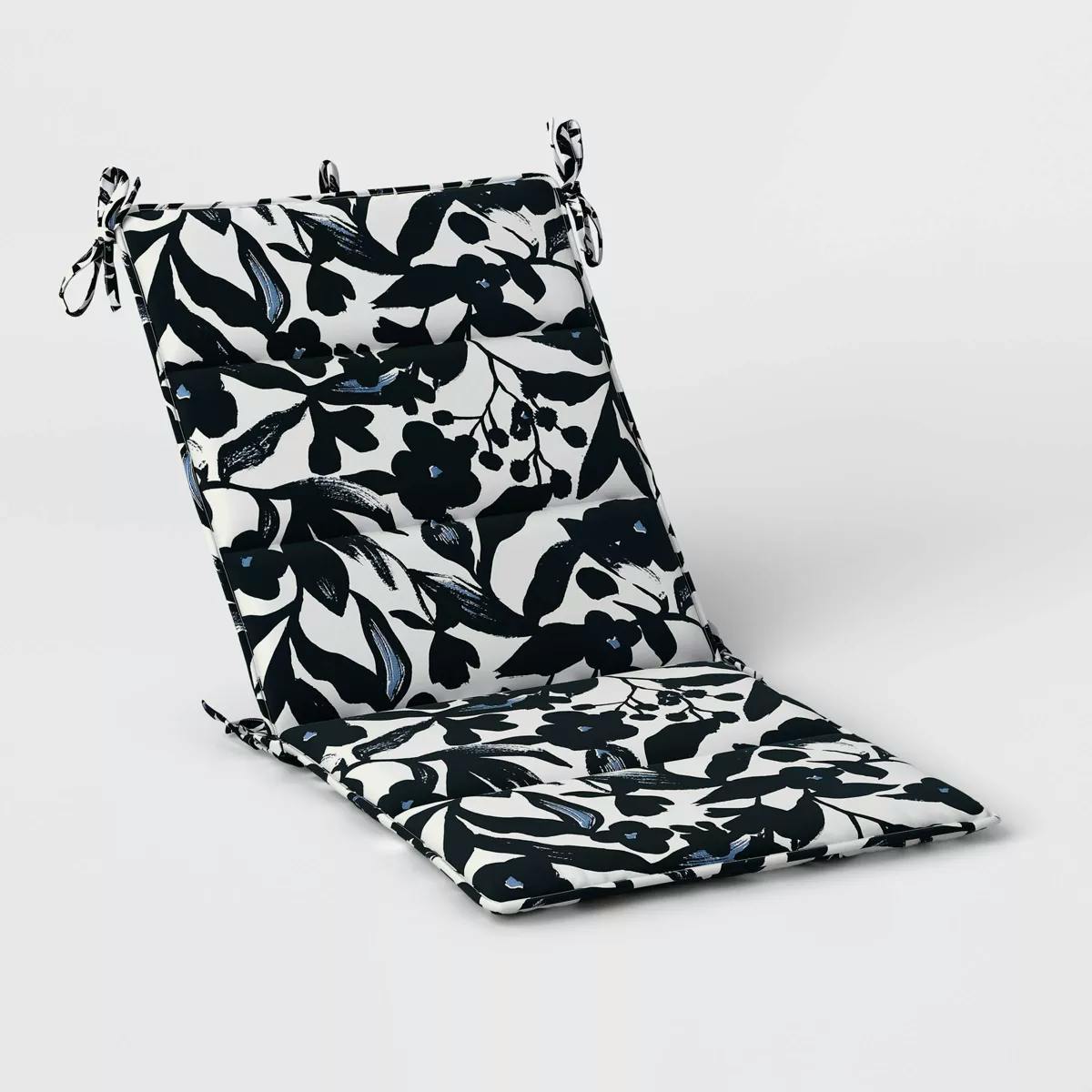 Room Essentials One-Piece Cushion