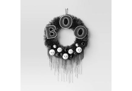 Hyde and EEK! Boutique Boo Wreath