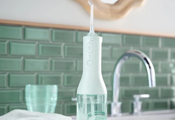 phillips flosser