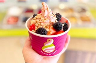 menchies frozen yogurt