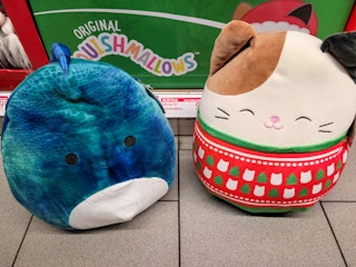aldi holiday cat and dragon squishmallow