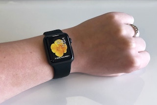 apple watch series 1 42318c