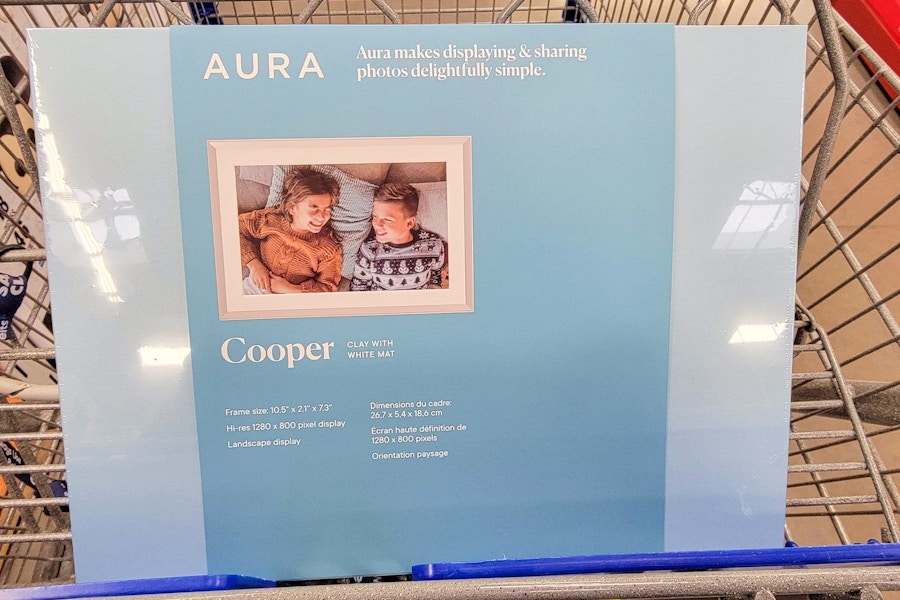 aura digital photo frame