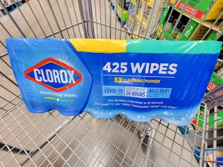 85 ct 5 pack of clorox wipes in a cart