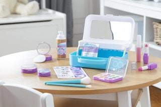 Walmart Melissa & Doug pretend makeup kit