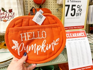 hobby lobby fall clearance decor in store image 2022 4547 1668016418 1668016418