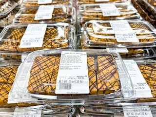 costco-peanut-butter-chocolate-fudge