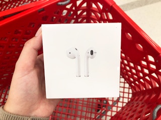apple-airpods-target-2020-7