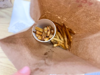 five guys23 1644249310 1644249310