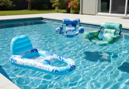 Inflatable Pool Floats