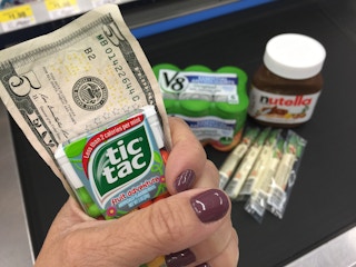 eat 2 day cash back tic tacs