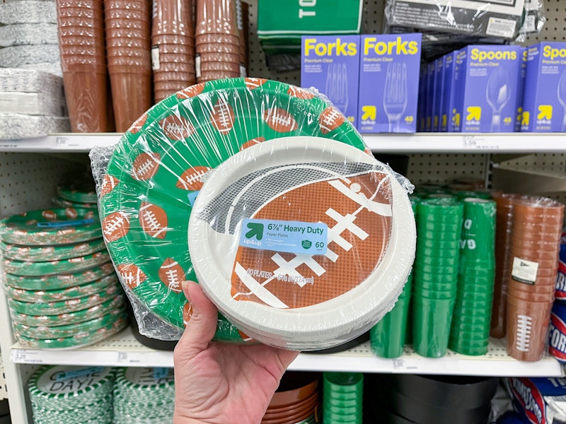 up-and-up-game-day-plates-target2