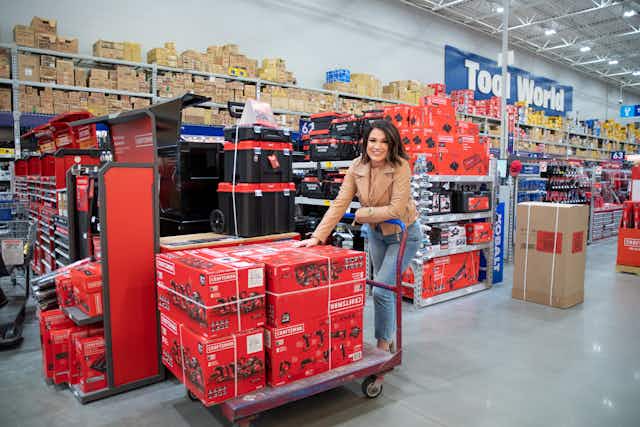 Lowe's 2024 Sales Schedule: The Best Lowe's Sales This Year card image