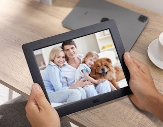 digital photo frame