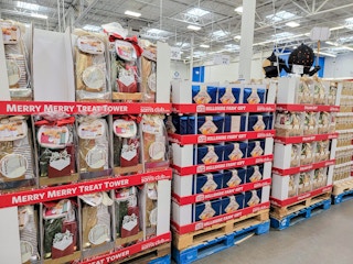 display of gift sets at sam's club