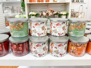 a display of distant lands 3-wick candles