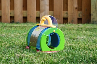 kohls outdoor discovery critter case lifestyle image 2023 1674414019 1674414019