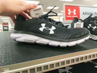 Kohl's-under-armour-sneakers-2021-1