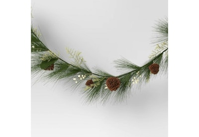 Wondershop Faux Garland