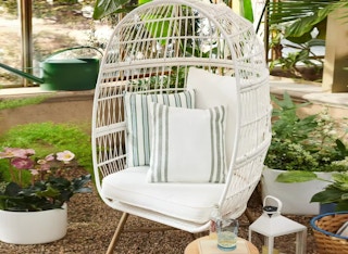 bed-bath-beyond-egg-chair-2022-3