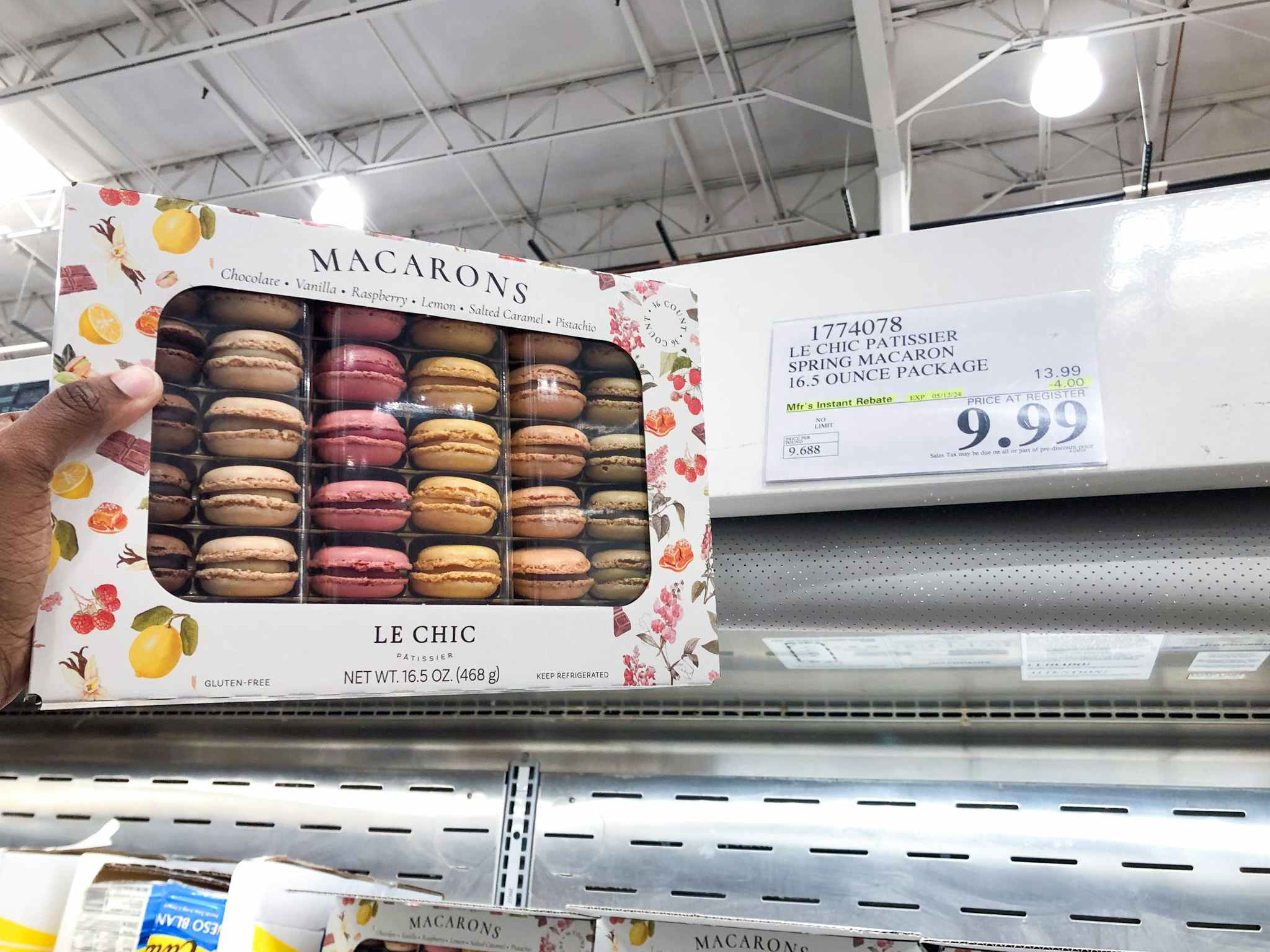 costco le chic patissier spring macarons 1