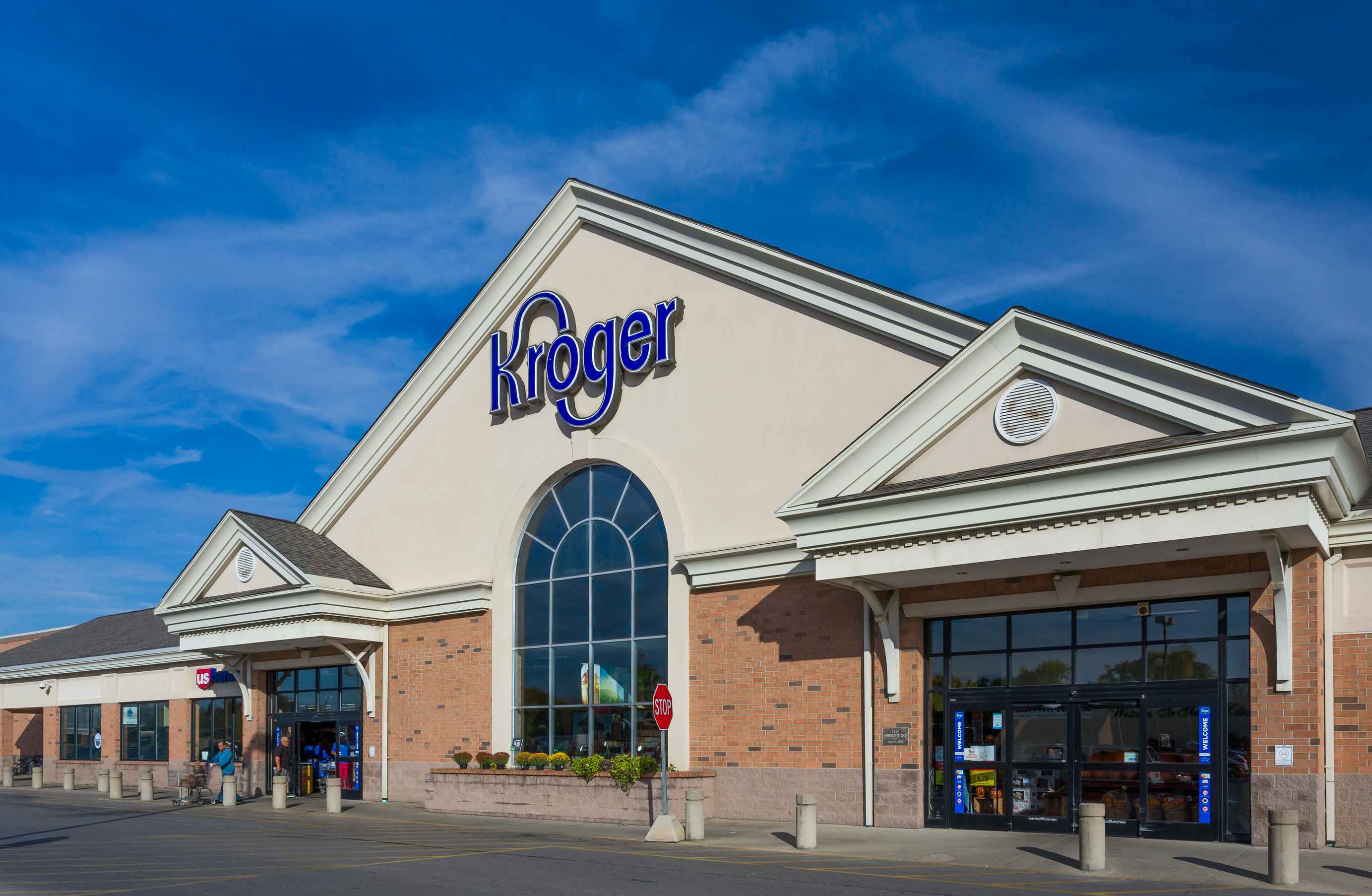 kroger storefront entrance with arched window