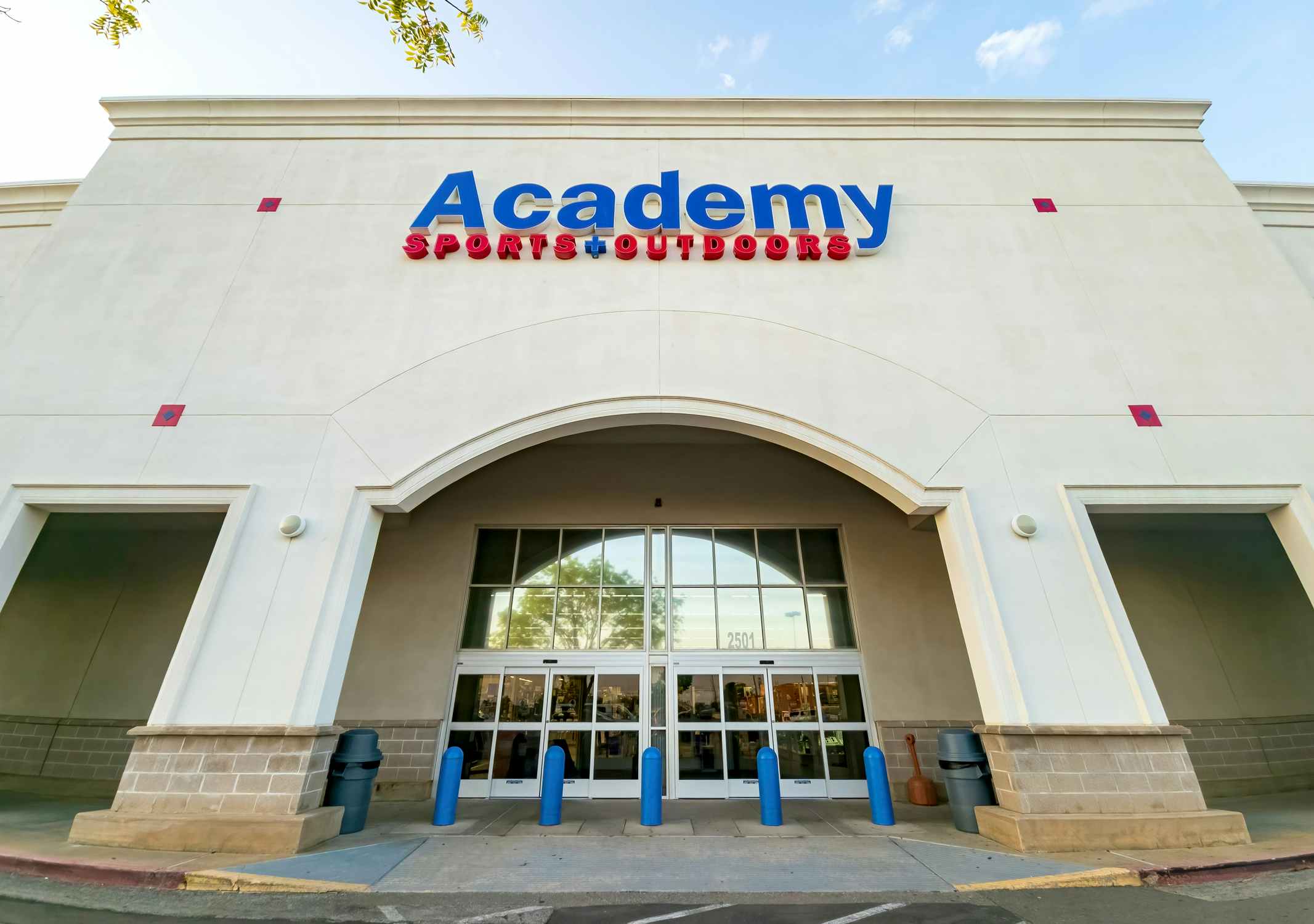 academy sports and outdoors angled storefront