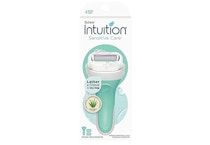 Schick Intuition Razor Set