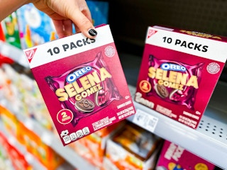 10-pack box of Selena Gomez (limited edition) Oreos being pulled off Walmart shelf