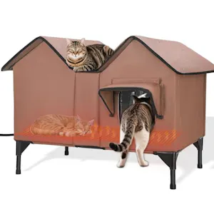 Heated Outdoor Cat House