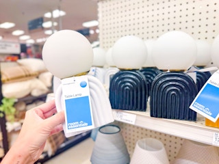 room-essentials-orb-table-lamp-target3
