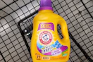 arm hammer detergent in shopping cart