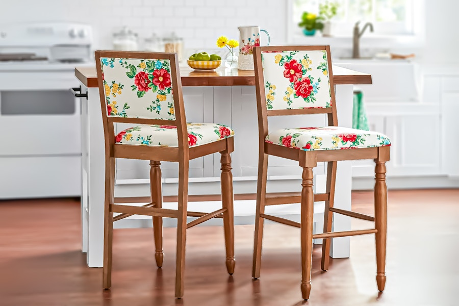 walmart-pioneer-woman-stool-set-lifestyle-kcl