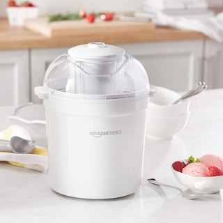 amazon-basics-ice-cream-maker-feature