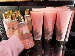 victorias-secret-mists-lotions-012120g