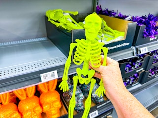 walmart-halloween-dollar-spot-kcl-21