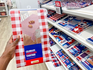 kohls celebrate together americana tablecloths 2022 3 1655834645 1655834646