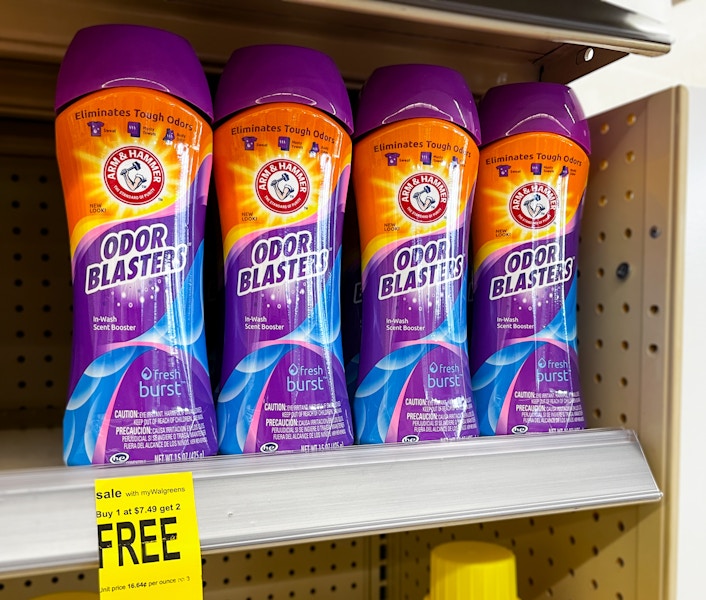 walgreens-arm-hammer-scent-booster-shakes-1691335199-1691335199-scaled-e1691337373526