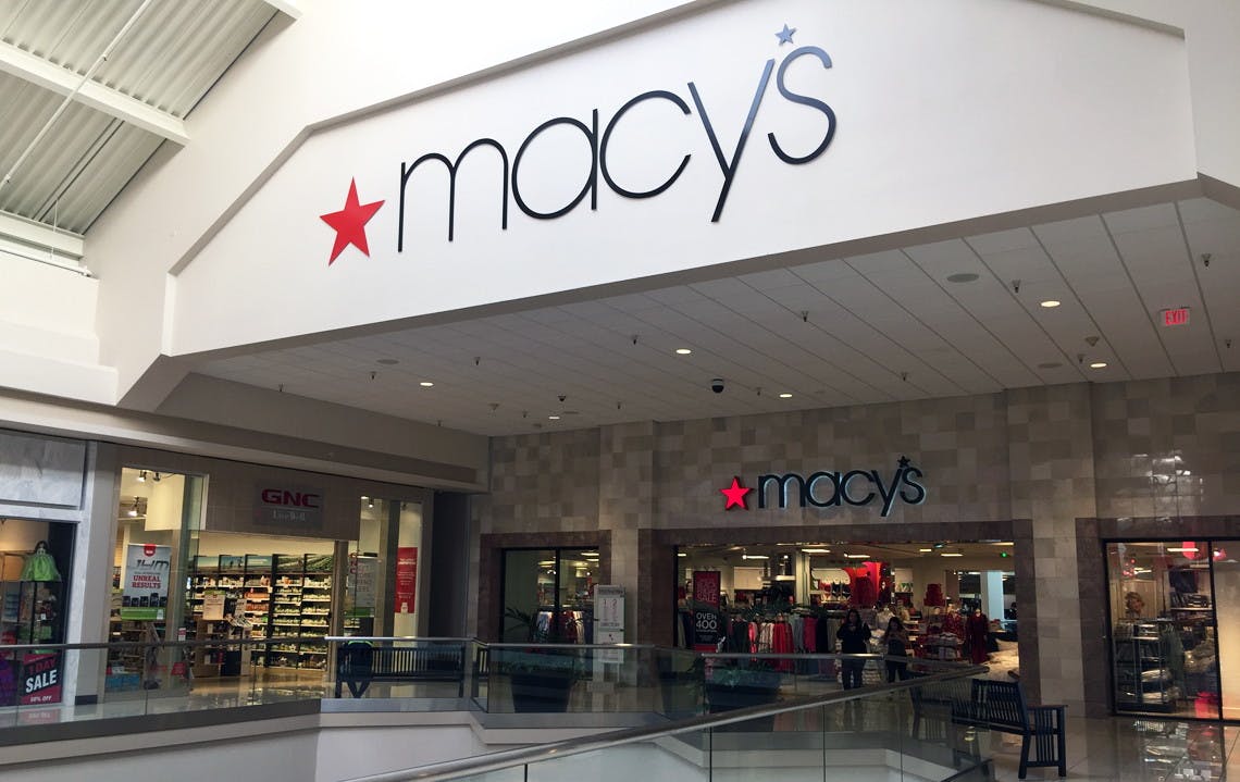 Macy's to close 2 San Antonio locations; clearance sales underway