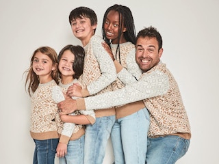 macys-matching-christmas-family-sweaters-120421b