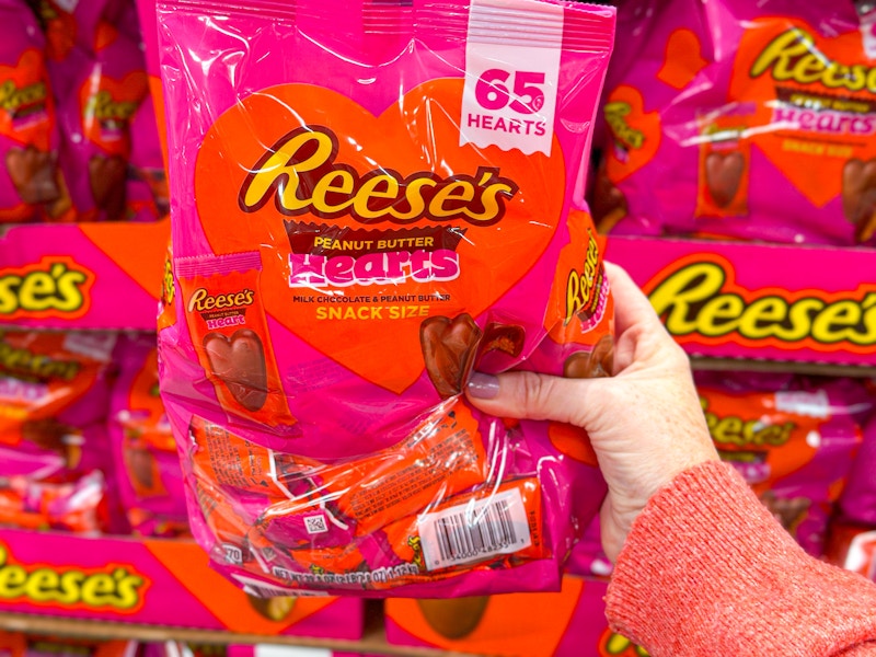 costco-heart-reeses-2