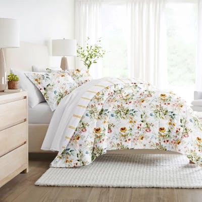 Chintz Floral Reversible Comforter