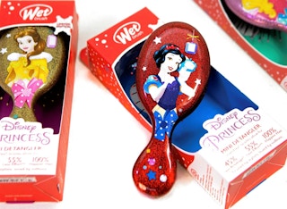 jane-disney-princess-wet-brush-2021-1