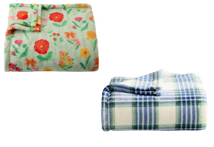 Plush Throw Blanket