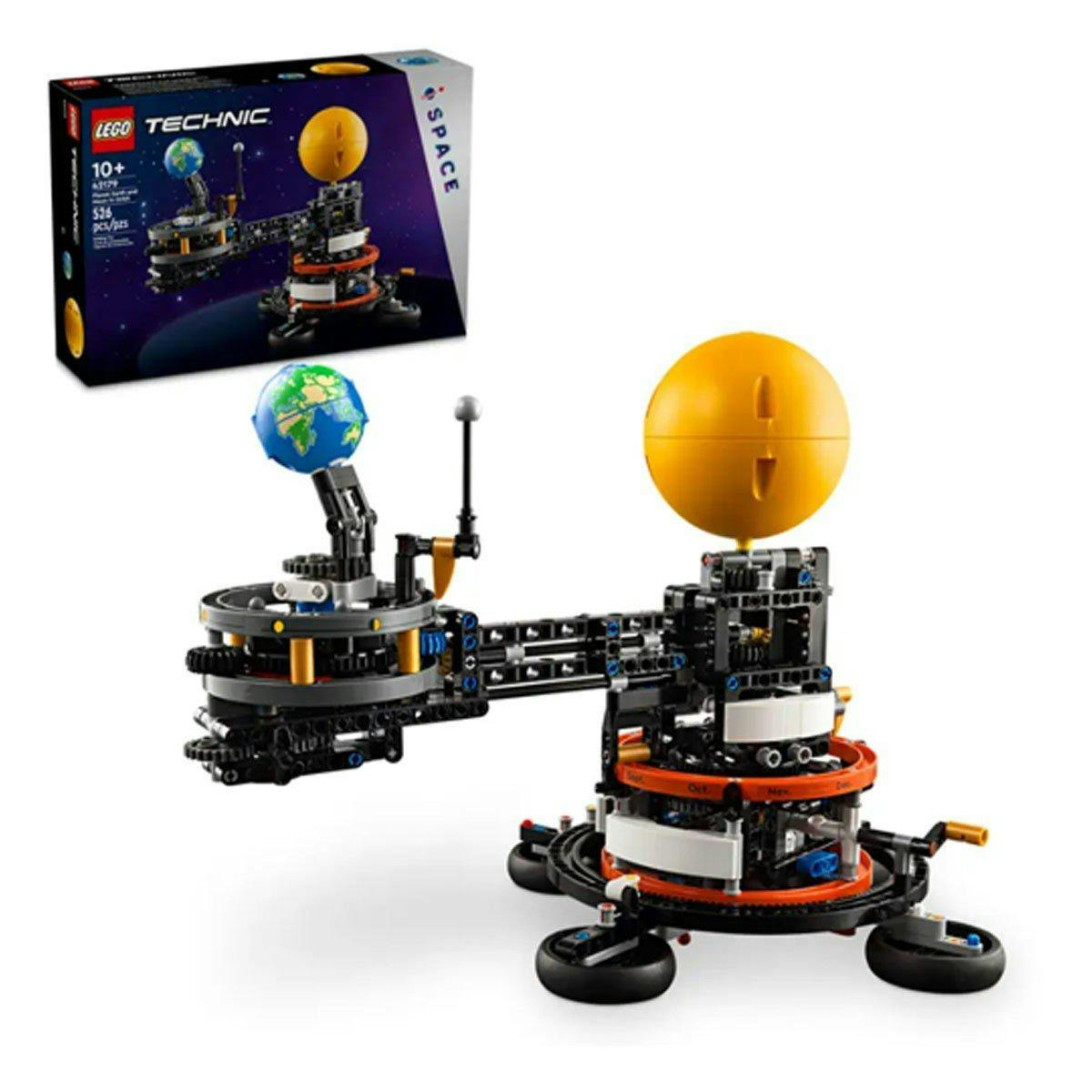 Lego Technic Planet Earth and Moon