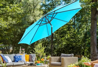 wayfair-patio-umbrella-sale-mar-2023