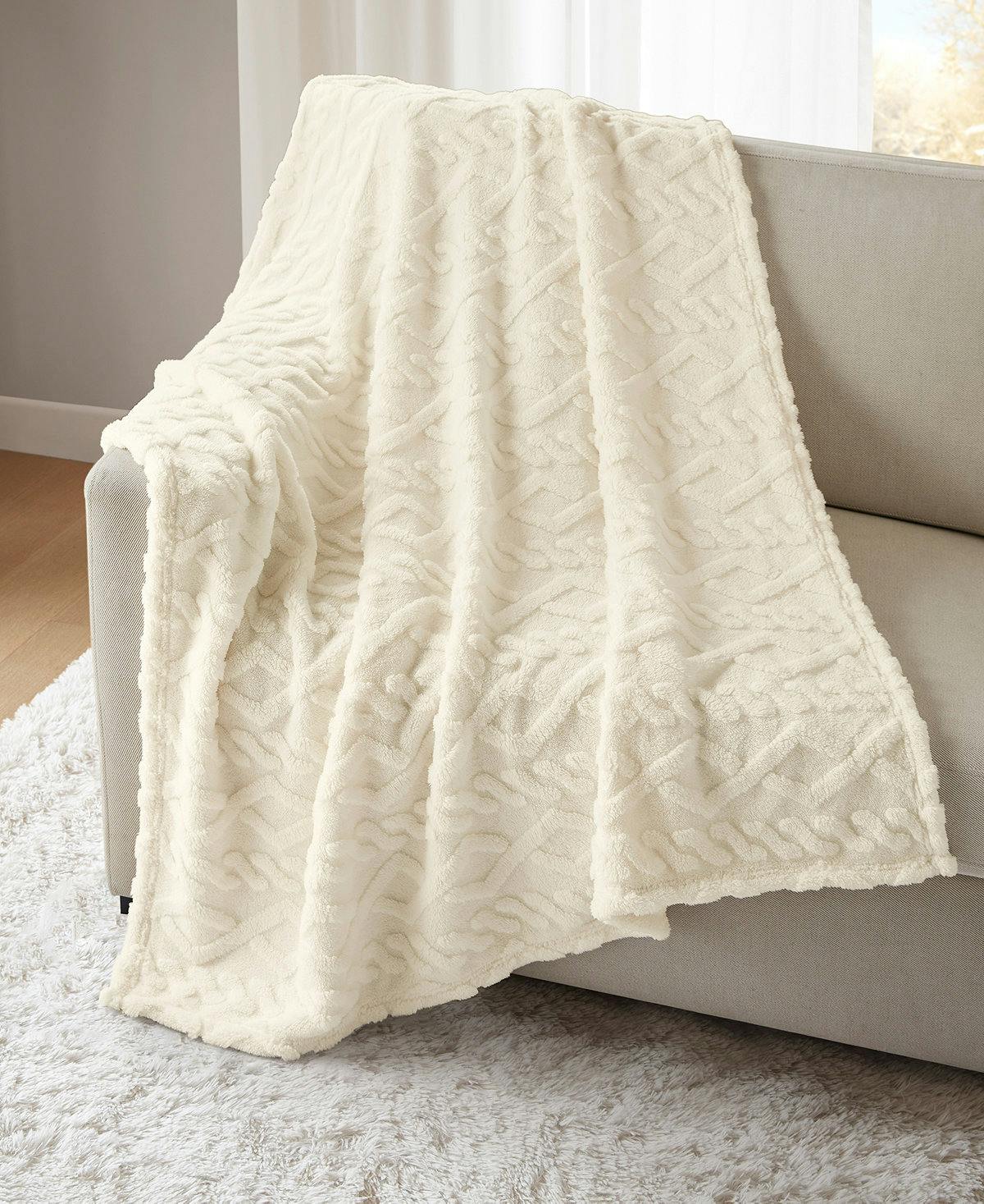Cozy Cable Throw