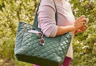 amazon vera bradley bagjpg 1683657503 1683657503