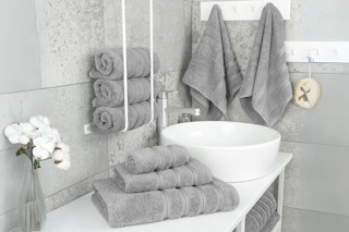 Amazon American Soft Luxury 6-Piece Towels Light Grey