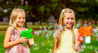 amazon bubble gun set a 1682531359 1682531359